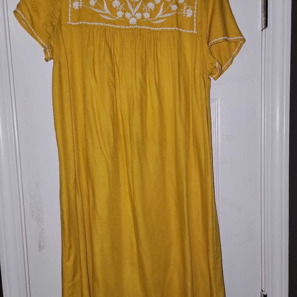 Women's dress